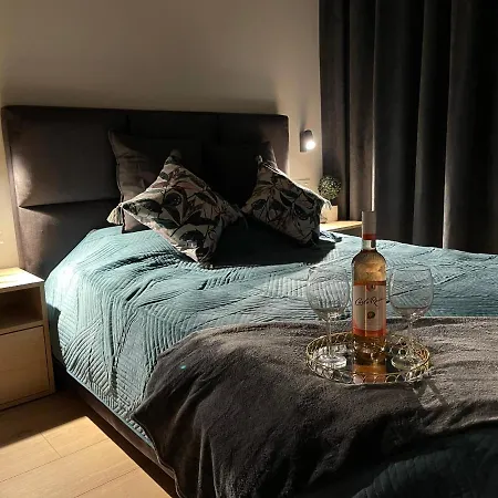 Golden Garden Tuwima Street Lägenhet