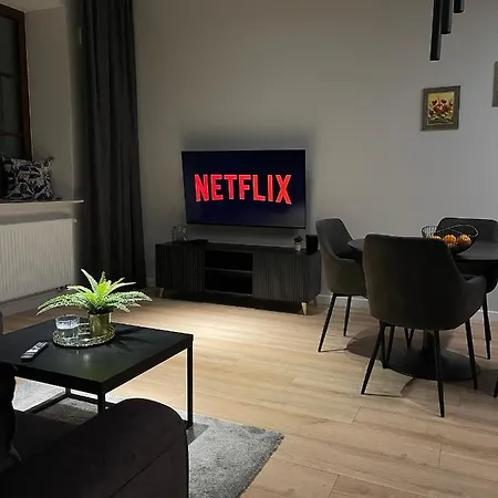 Golden Garden Tuwima Street *